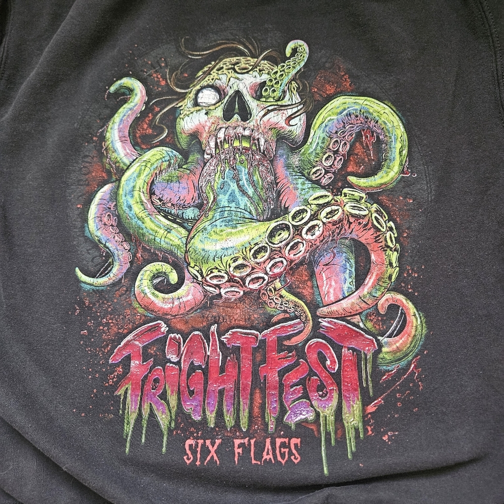 SIX FLAGS Official FRIGHT FEST 3D Octopus Skull Hoodie Large Halloween Goth Gore